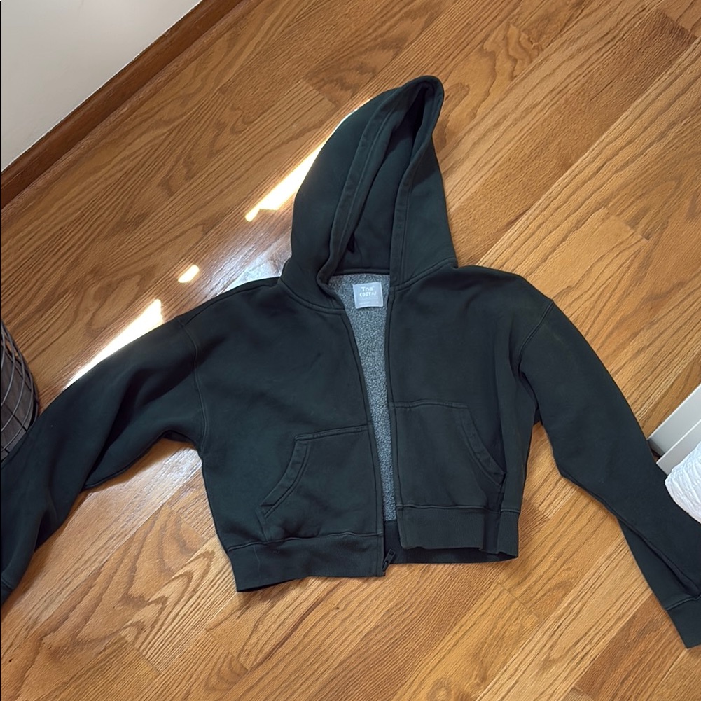 Aritzia Green Zip Up Cropped